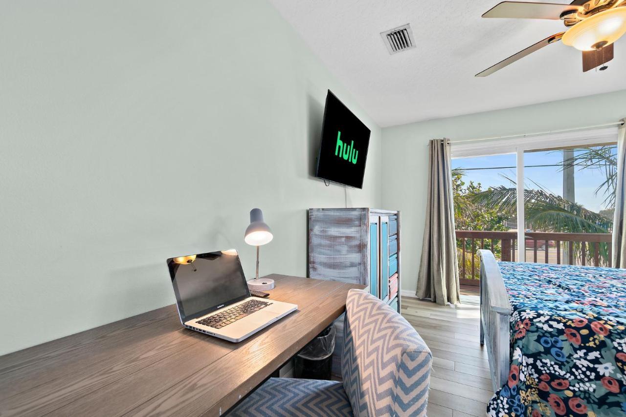 Beachside Serenity Escape - Private 3Br And 2Ba, Dog Friendly Duplex Oasis, Steps To Shore! Melbourne Extérieur photo