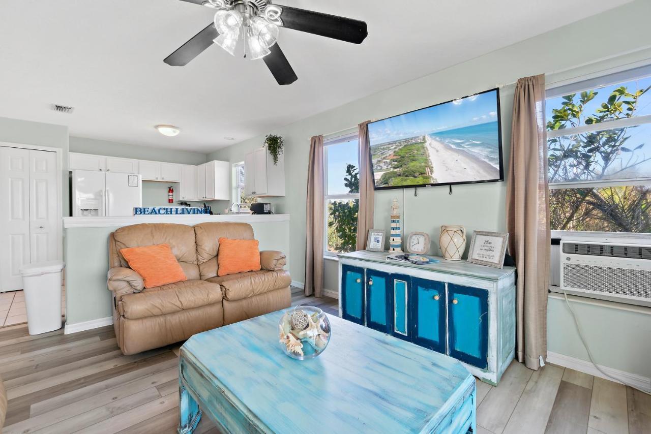 Beachside Serenity Escape - Private 3Br And 2Ba, Dog Friendly Duplex Oasis, Steps To Shore! Melbourne Extérieur photo